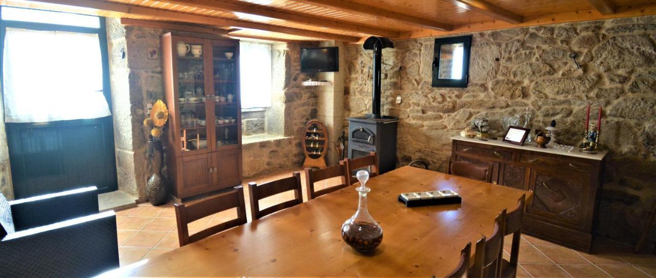 Galihost - A Casa Das Barreiras Meis Exteriör bild