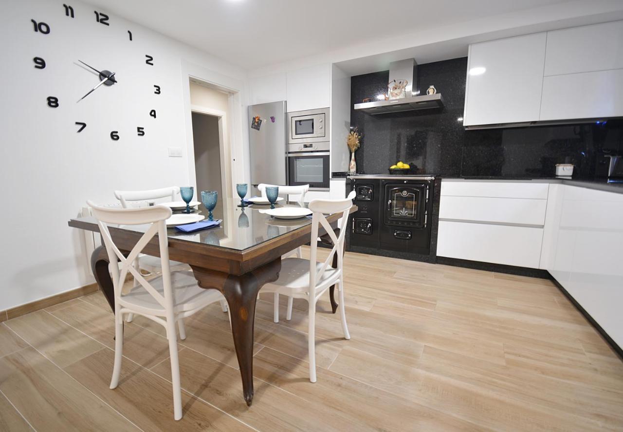 Galihost - A Casa Das Barreiras Meis Exteriör bild
