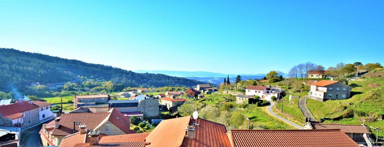 Galihost - A Casa Das Barreiras Meis Exteriör bild