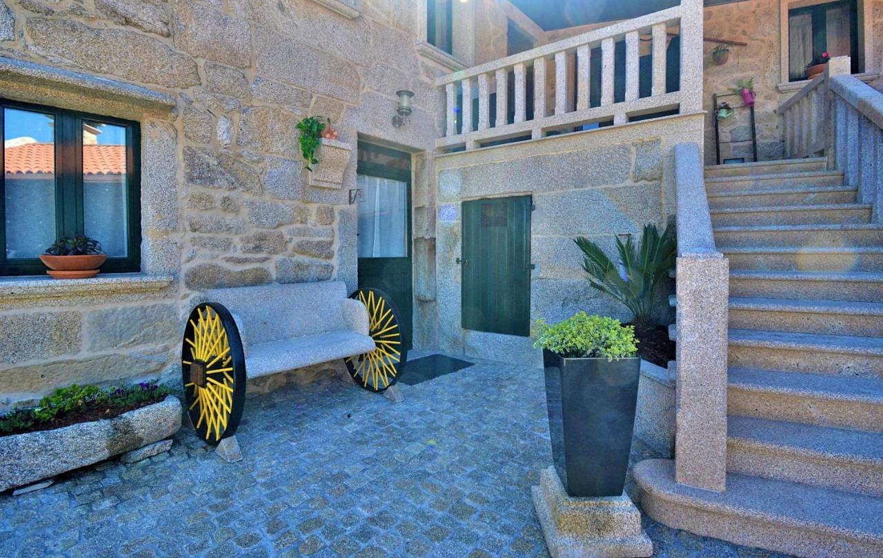 Galihost - A Casa Das Barreiras Meis Exteriör bild