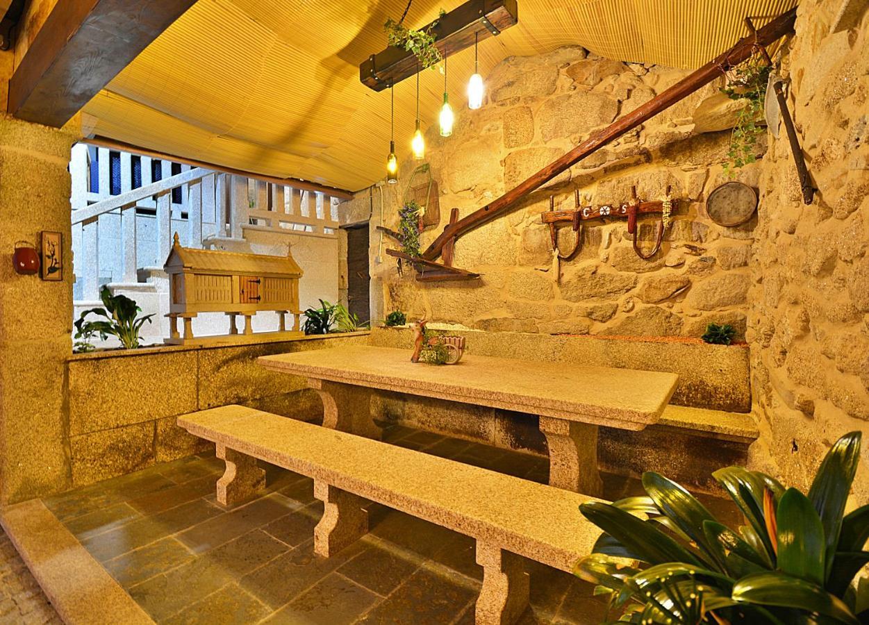 Galihost - A Casa Das Barreiras Meis Exteriör bild