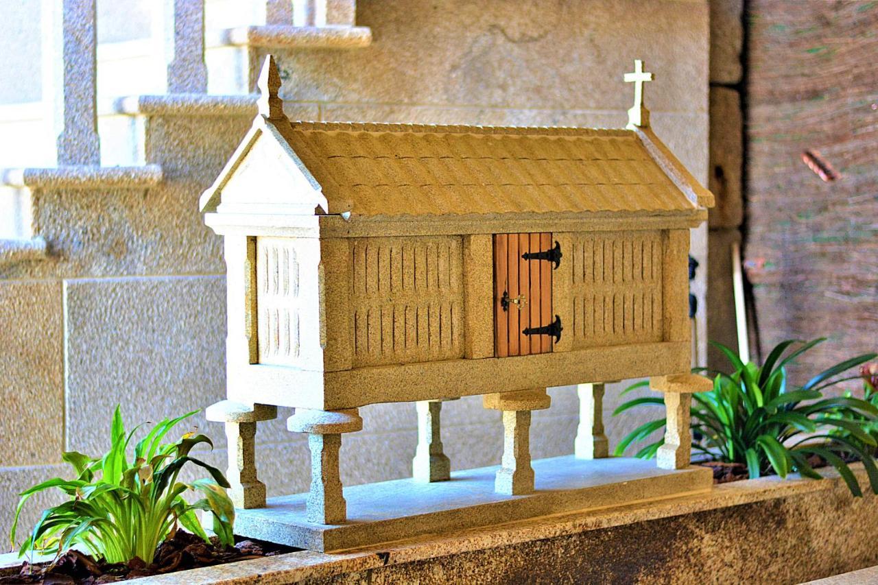 Galihost - A Casa Das Barreiras Meis Exteriör bild